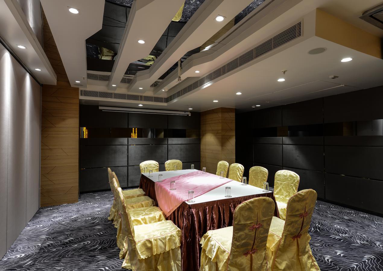 Hotel Atishay Bhopal Exterior foto