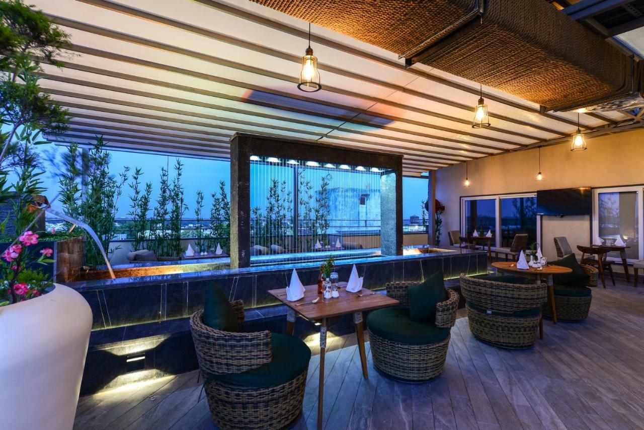Hotel Atishay Bhopal Exterior foto